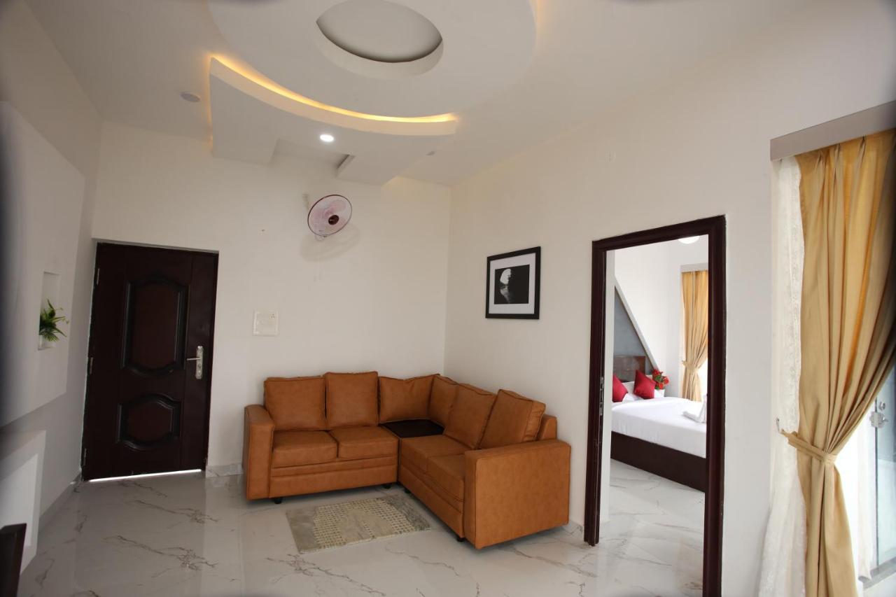 Emirates Residency Ξενοδοχείο Pudunagaram Εξωτερικό φωτογραφία